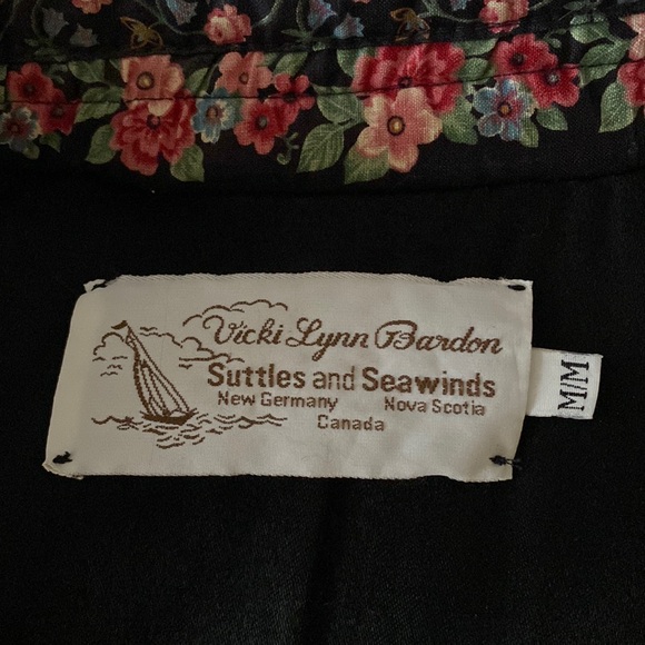 Vtg 80’s Suttles and Seawinds red boiled wool duffle coat! Print fabric trims M - Picture 6 of 17